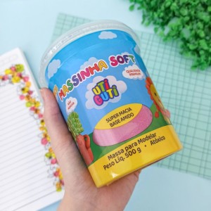 MASSINHA DE MODELAR SOFT 500G PRETO UTI GUTI